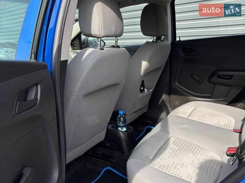 Хетчбек Chevrolet Aveo 2012 в Луцьку фото 9 Хетчбек Chevrolet Aveo 2012 в Луцьку