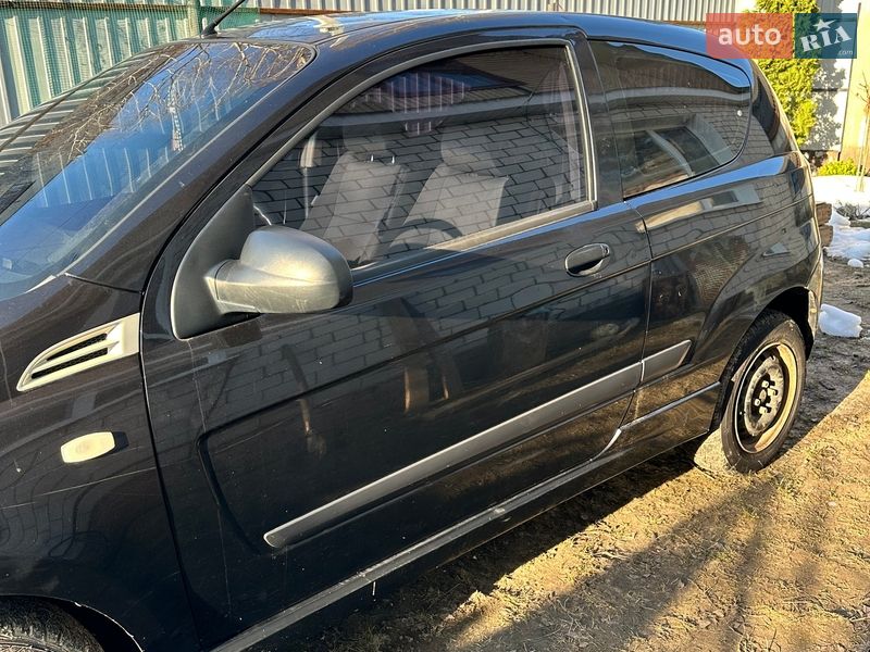 Хетчбек Chevrolet Aveo 2009 в Шостці