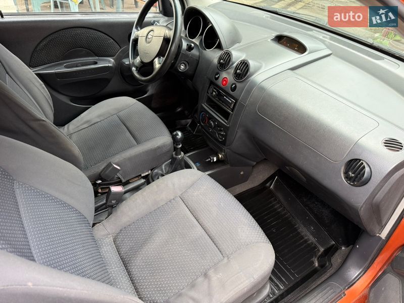 Хэтчбек Chevrolet Aveo 2006 в Харькове фото 12 Хэтчбек Chevrolet Aveo 2006 в Харькове
