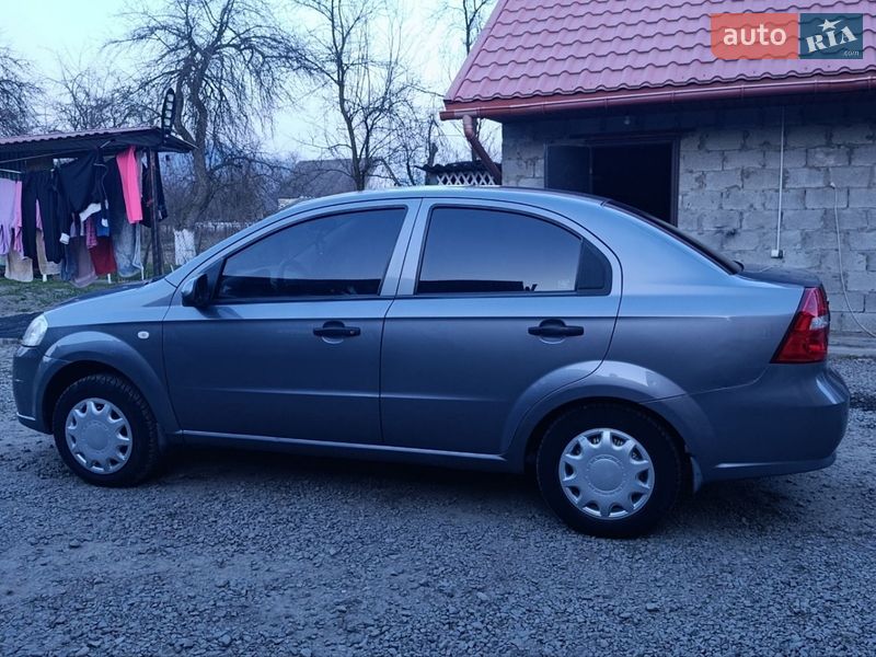 Седан Chevrolet Aveo 2007 в Тячеве