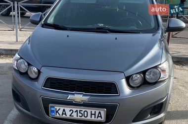 Седан Chevrolet Aveo 2013 в Киеве