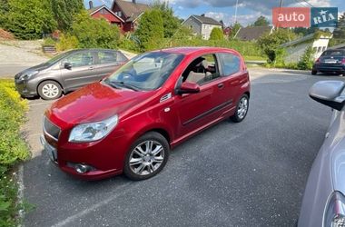 Хетчбек Chevrolet Aveo 2011 в Благовіщенську
