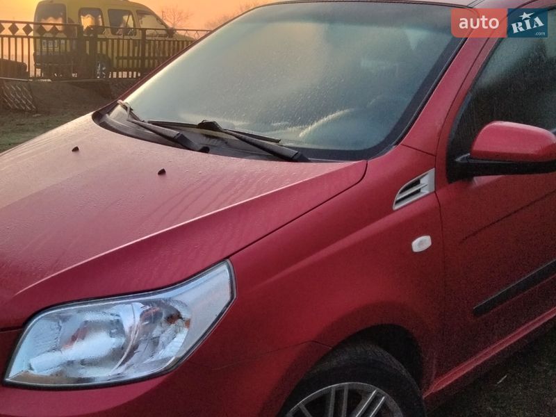 Хетчбек Chevrolet Aveo 2011 в Благовіщенську