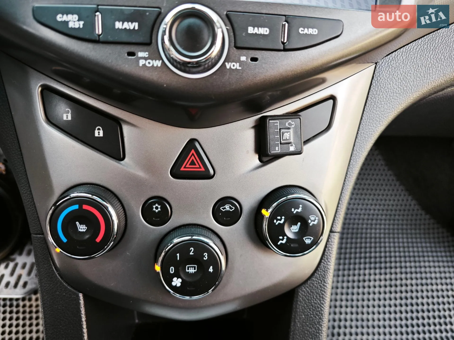 2012 Chevrolet Aveo - мініатюра 18
