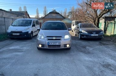 Седан Chevrolet Aveo 2008 в Києві
