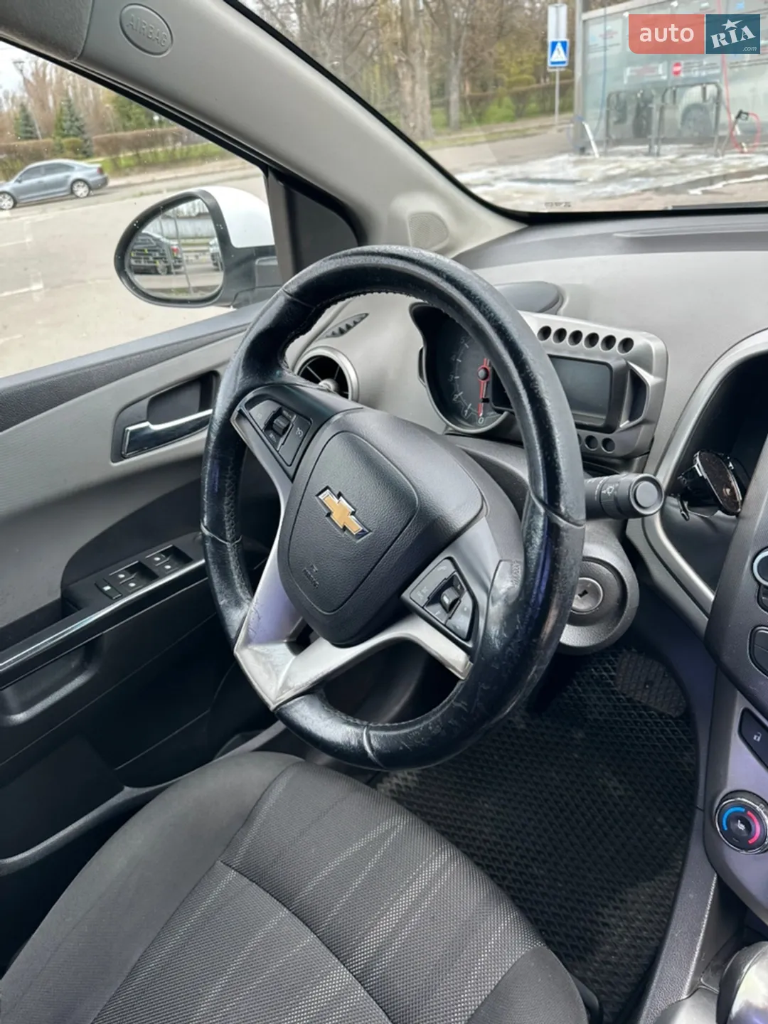 2012 Chevrolet Aveo - мініатюра 21