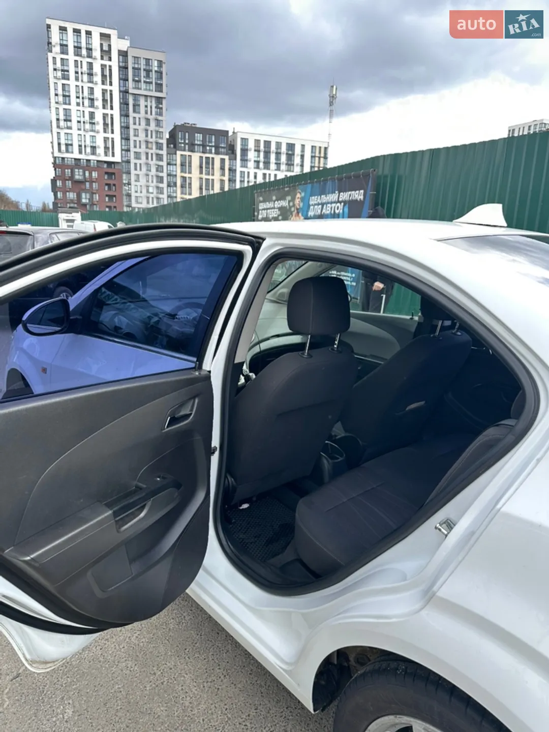 2012 Chevrolet Aveo - мініатюра 25