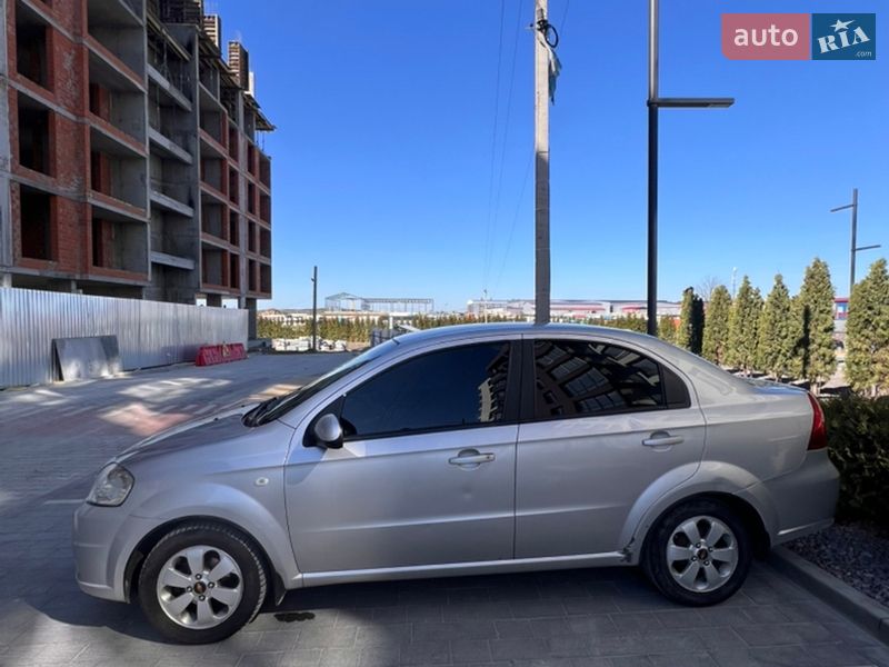 Седан Chevrolet Aveo 2008 в Городку