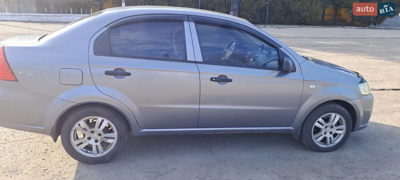 2011 Chevrolet Aveo - мініатюра 17