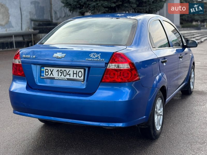 Седан Chevrolet Aveo 2008 в Ровно