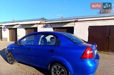Седан Chevrolet Aveo 2011 в Харкові