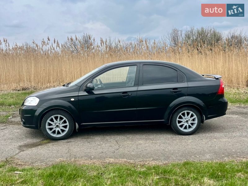 Седан Chevrolet Aveo 2007 в Ахтырке