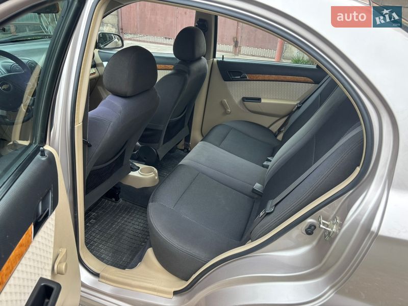 Седан Chevrolet Aveo 2008 в Каменском фото 10 Седан Chevrolet Aveo 2008 в Каменском