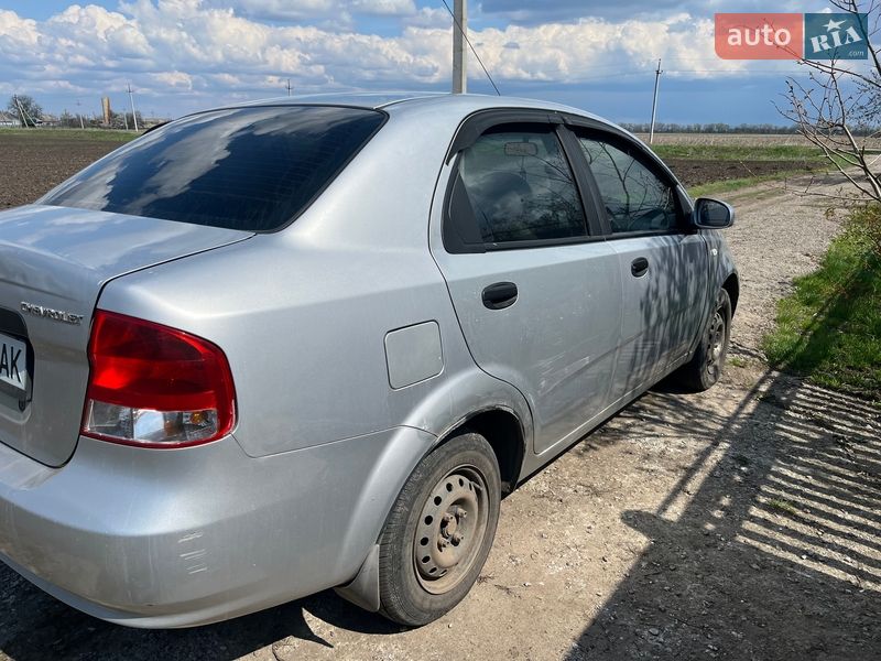 Седан Chevrolet Aveo 2005 в Знаменовке