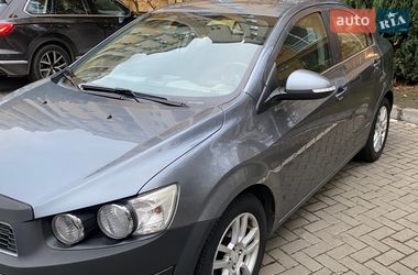 Седан Chevrolet Aveo 2014 в Киеве