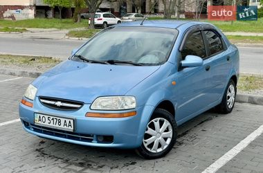 Седан Chevrolet Aveo 2005 в Каменском