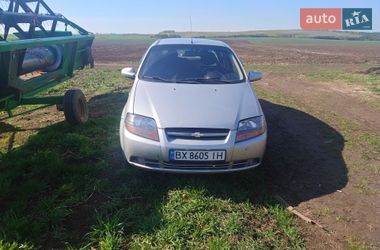 Седан Chevrolet Aveo 2006 в Остроге