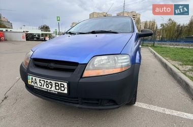 Седан Chevrolet Aveo 2005 в Києві