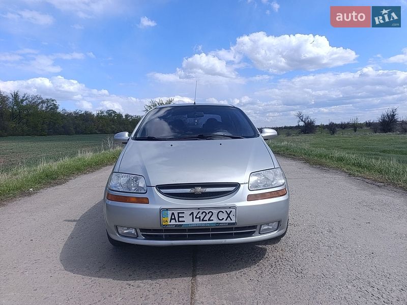 Седан Chevrolet Aveo 2005 в Новомосковске