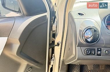 Седан Chevrolet Aveo 2009 в Киеве