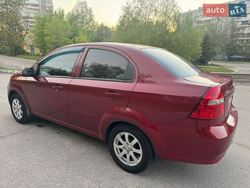 Седан Chevrolet Aveo 2012 в Запорожье