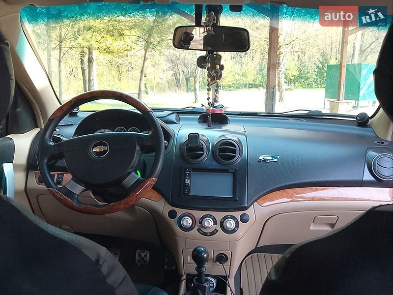 Седан Chevrolet Aveo 2008 в Золочеве