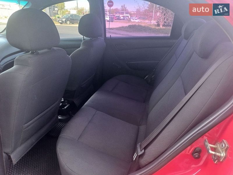 Седан Chevrolet Aveo 2007 в Ивано-Франковске
