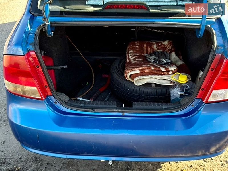 Седан Chevrolet Aveo 2006 в Харкові