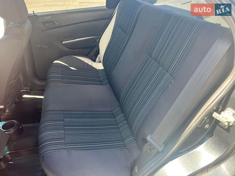 Седан Chevrolet Aveo 2010 в Києві