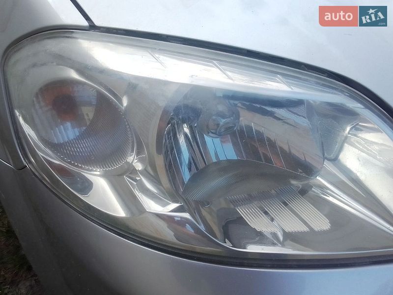 Седан Chevrolet Aveo 2007 в Львове