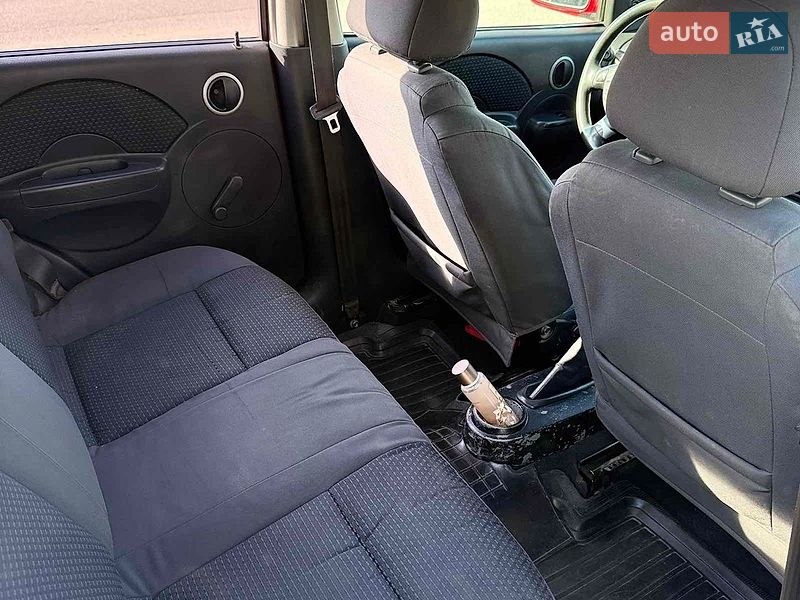 Хэтчбек Chevrolet Aveo 2007 в Кропивницком