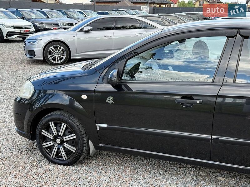 Седан Chevrolet Aveo 2007 в Стрые