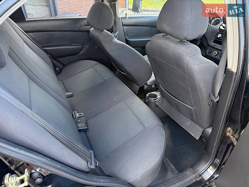 Седан Chevrolet Aveo 2007 в Стрые