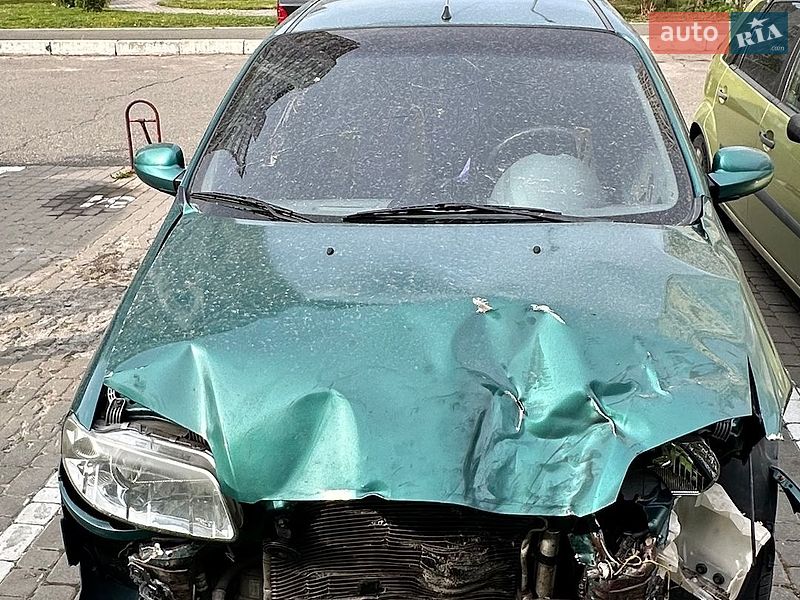 Хэтчбек Chevrolet Aveo 2005 в Ирпене фото Хэтчбек Chevrolet Aveo 2005 в Ирпене