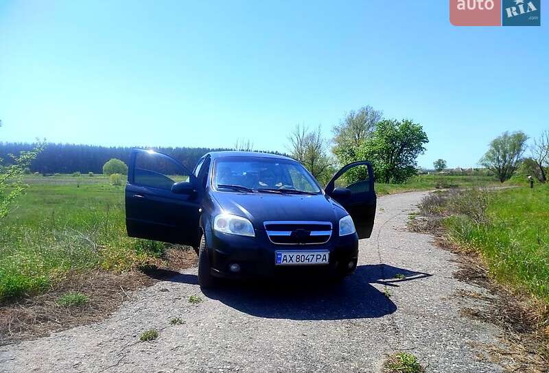 Седан Chevrolet Aveo 2006 в Дергачах
