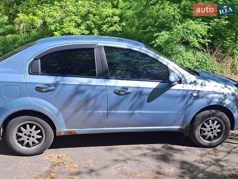 Седан Chevrolet Aveo 2007 в Киеве
