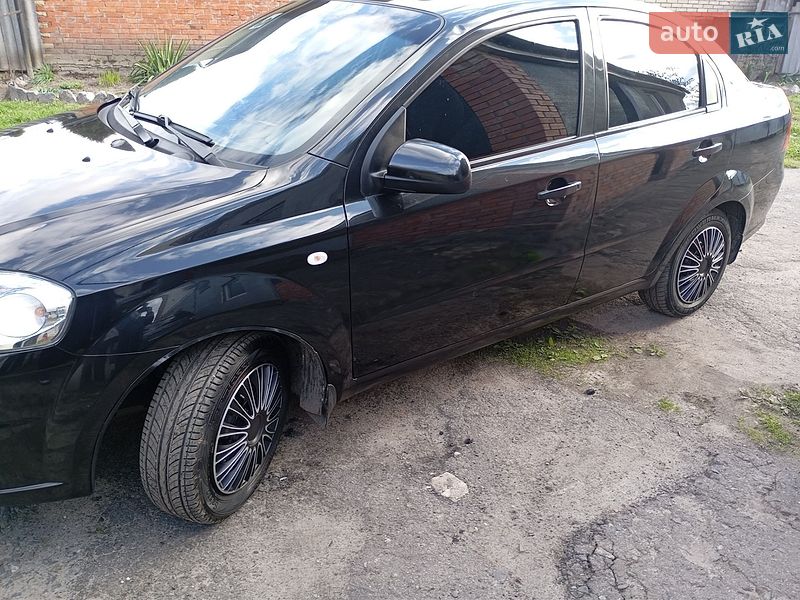 Седан Chevrolet Aveo 2006 в Ахтырке