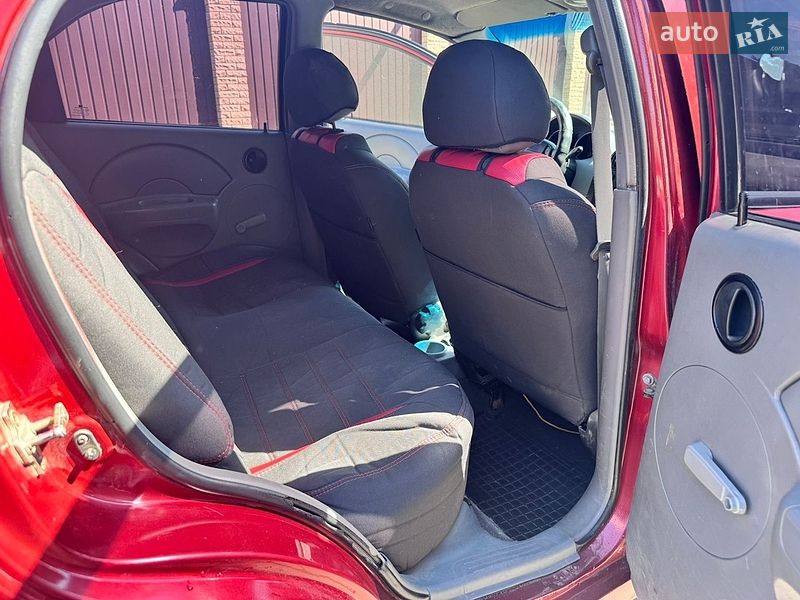 Седан Chevrolet Aveo 2004 в Виннице