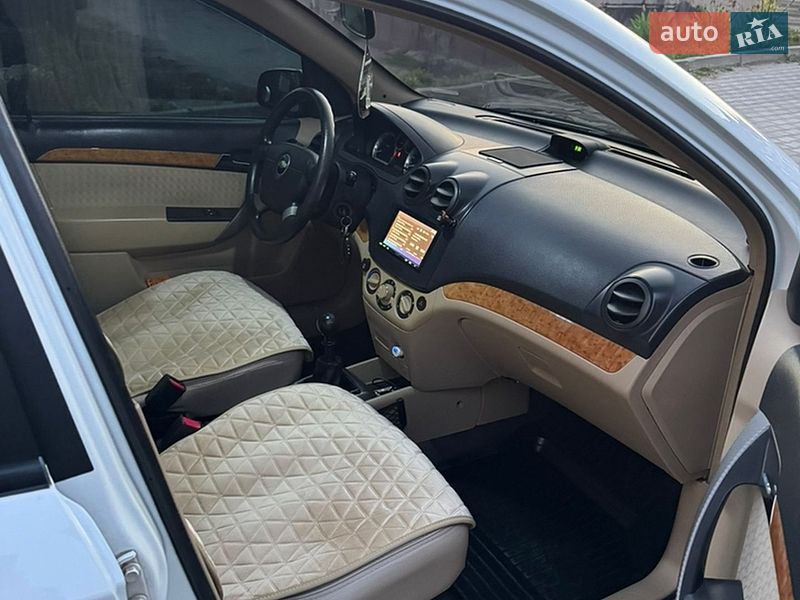 Седан Chevrolet Aveo 2007 в Тернополе