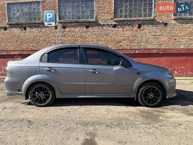 Седан Chevrolet Aveo 2006 в Черкассах