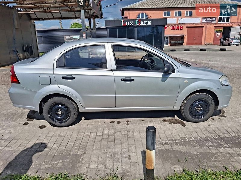 Седан Chevrolet Aveo 2007 в Миргороді
