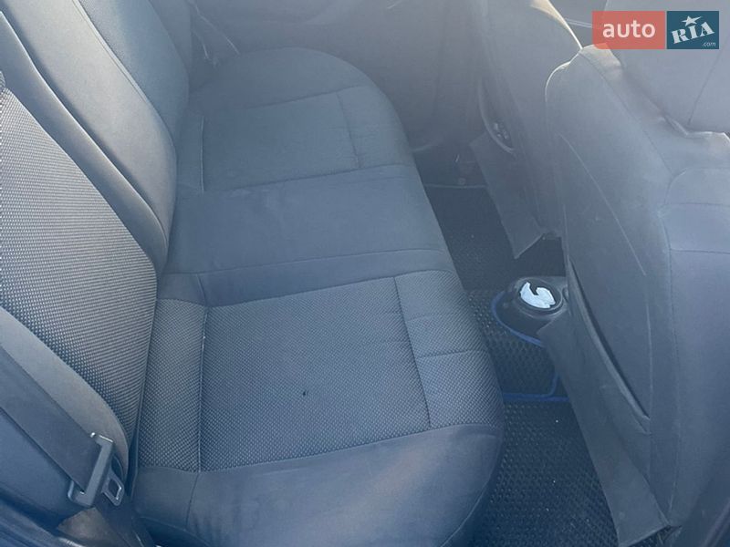 Седан Chevrolet Aveo 2006 в Ирпене
