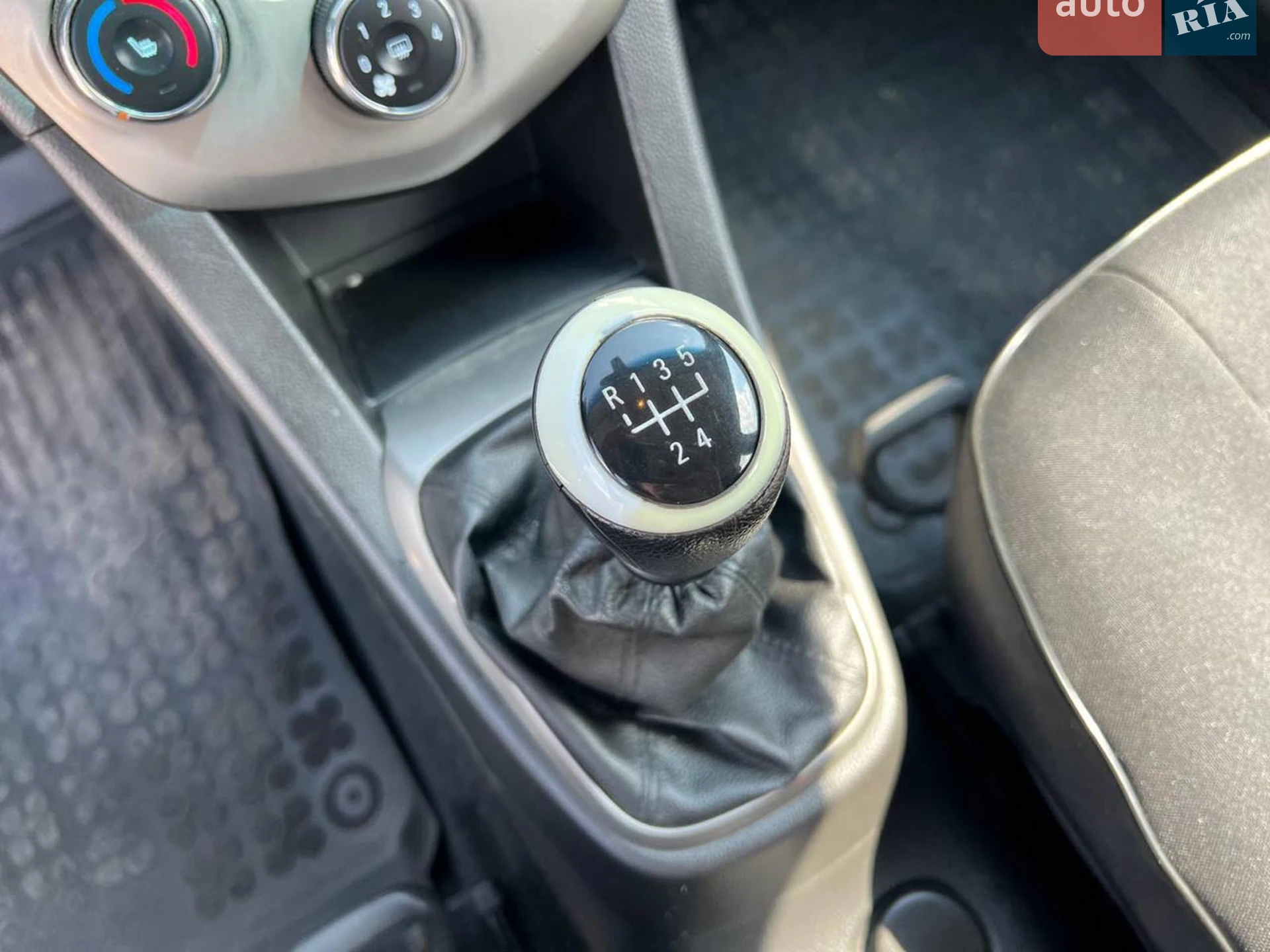 2012 Chevrolet Aveo - мініатюра 33