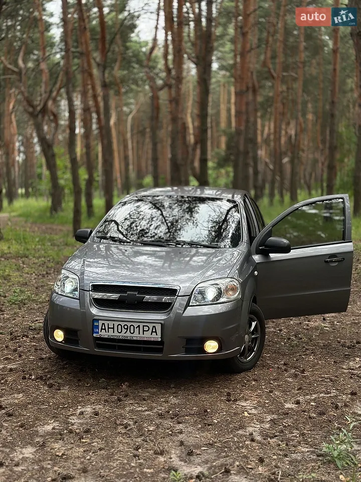 2011 Chevrolet Aveo - мініатюра 11