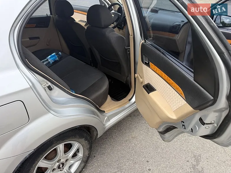 Chevrolet Aveo 2008 VIN Y6DTC58U88Y078150 фото оголошення 12 з 40