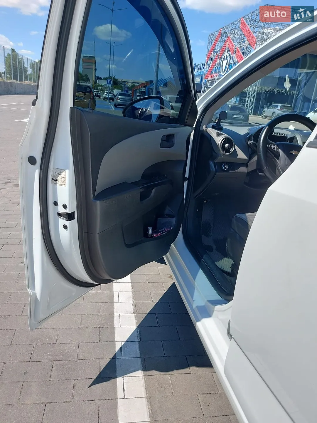2012 Chevrolet Aveo - мініатюра 3
