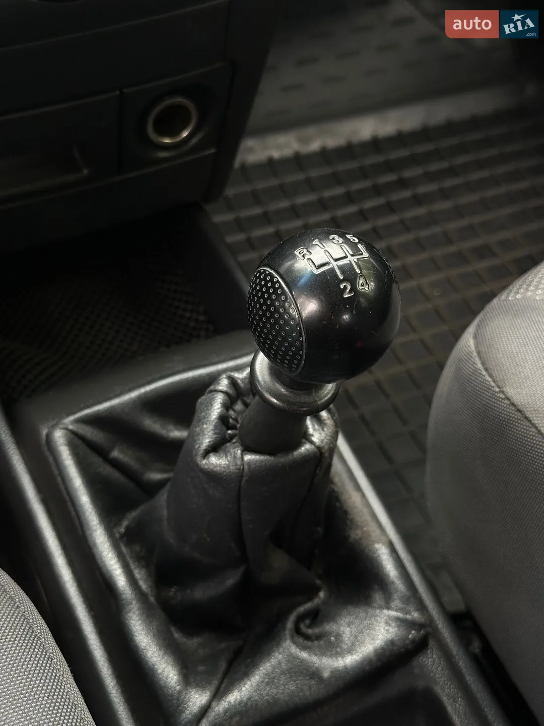 2011 Chevrolet Aveo - мініатюра 24