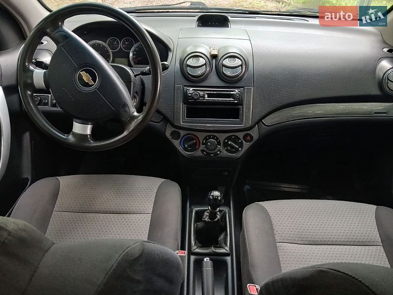 Хэтчбек Chevrolet Aveo 2008 в Новоднестровске