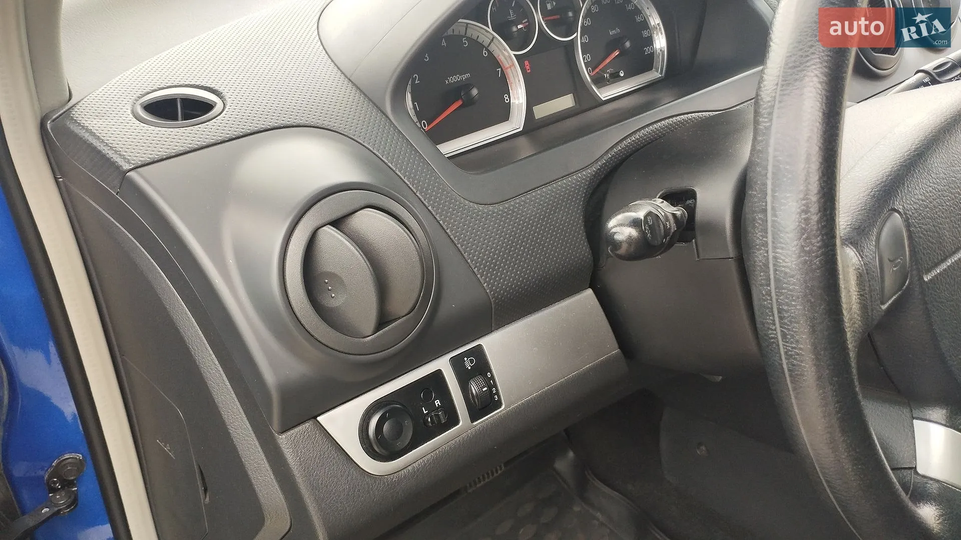 2011 Chevrolet Aveo - мініатюра 27