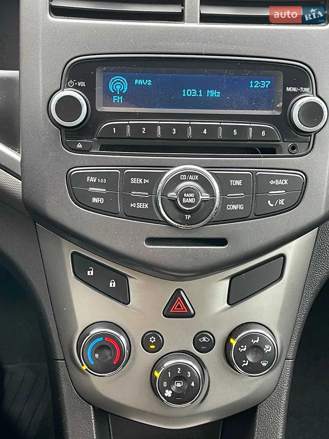 2012 Chevrolet Aveo - мініатюра 19